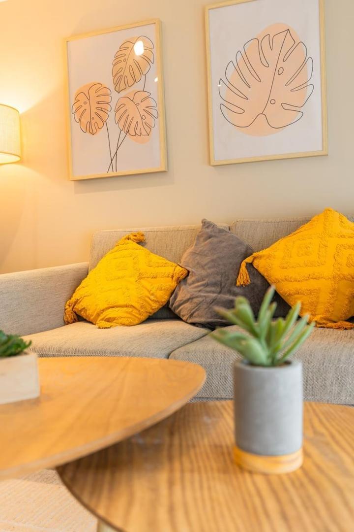 Duplex Confortable En Centre Avec 2 Chambres Châlons-en-Champagne Exteriör bild