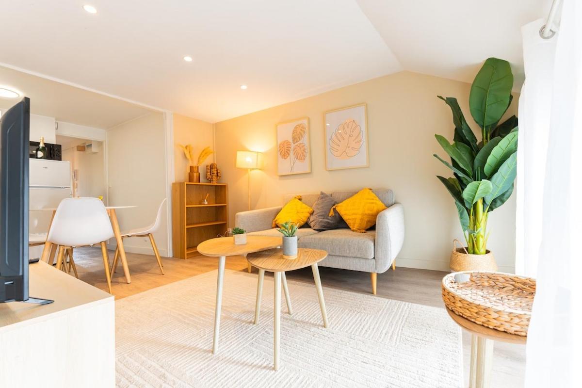 Duplex Confortable En Centre Avec 2 Chambres Châlons-en-Champagne Exteriör bild