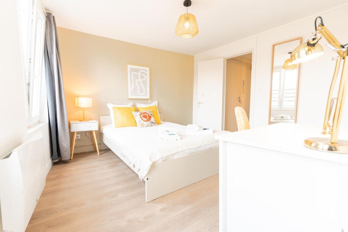 Duplex Confortable En Centre Avec 2 Chambres Châlons-en-Champagne Exteriör bild